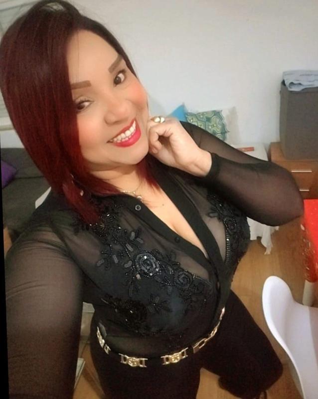 Chica busca chico en Cádiz: 