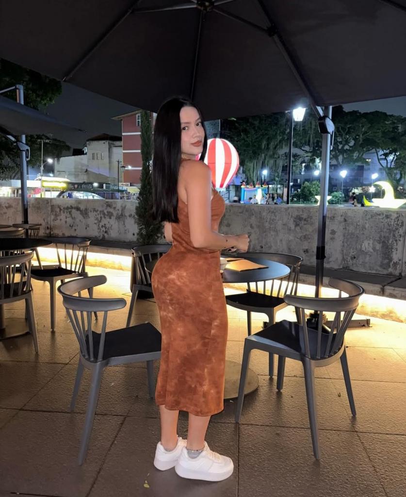 684707088: Chica busca chico en Madrid