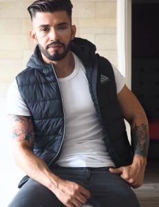 623495018: Chico busca chica en Sevilla