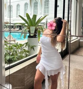 Chica busca chico en Barcelona: 