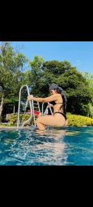 664085438: Chica busca chico en Madrid