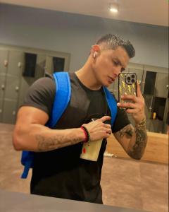 643373154: Chico busca chica en Madrid