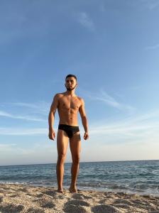 Chico busca chica en Valencia: 