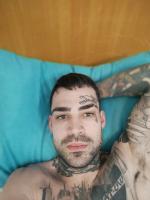 621317540: Chico busca chica en Valencia