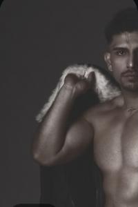 641035300: Chico busca chica en Tarragona