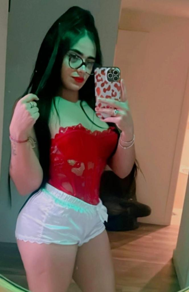 672515217: Chica busca chico en Murcia