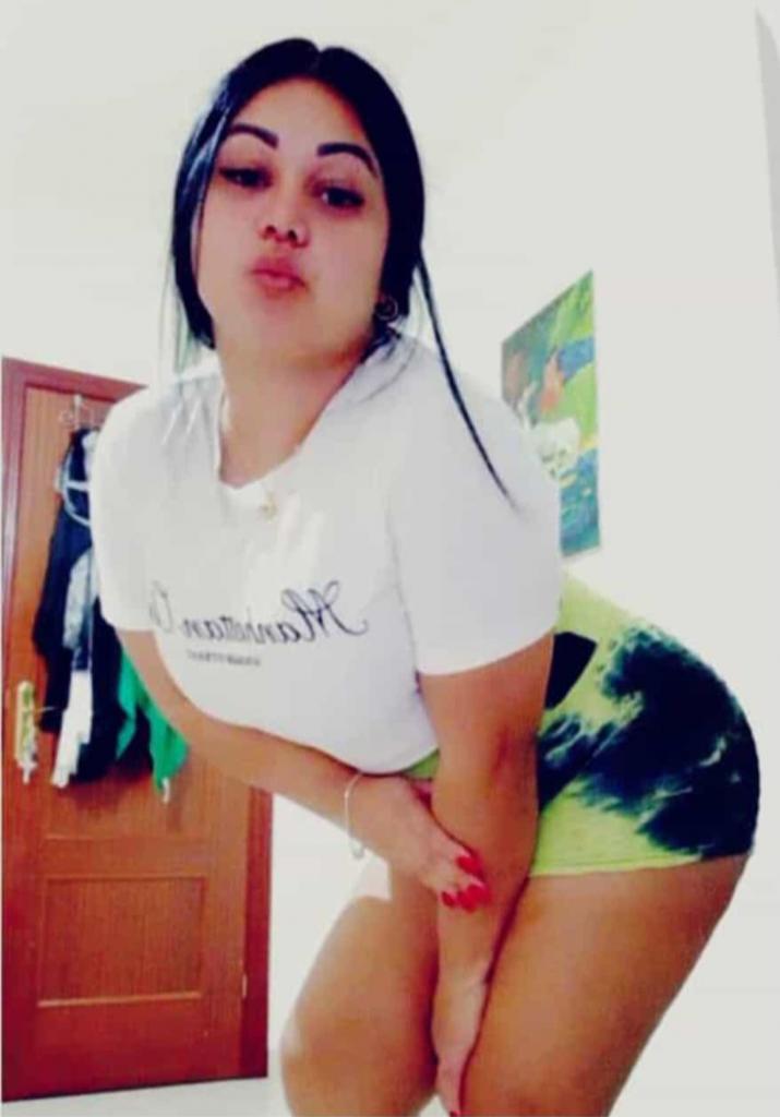 Chica busca chico en Granada: 