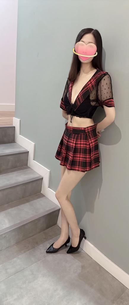 678888629: Chica busca chico en Madrid