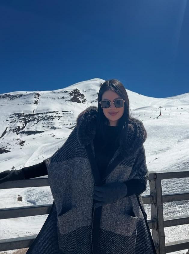 611243236: Chica busca chico en La Coruña