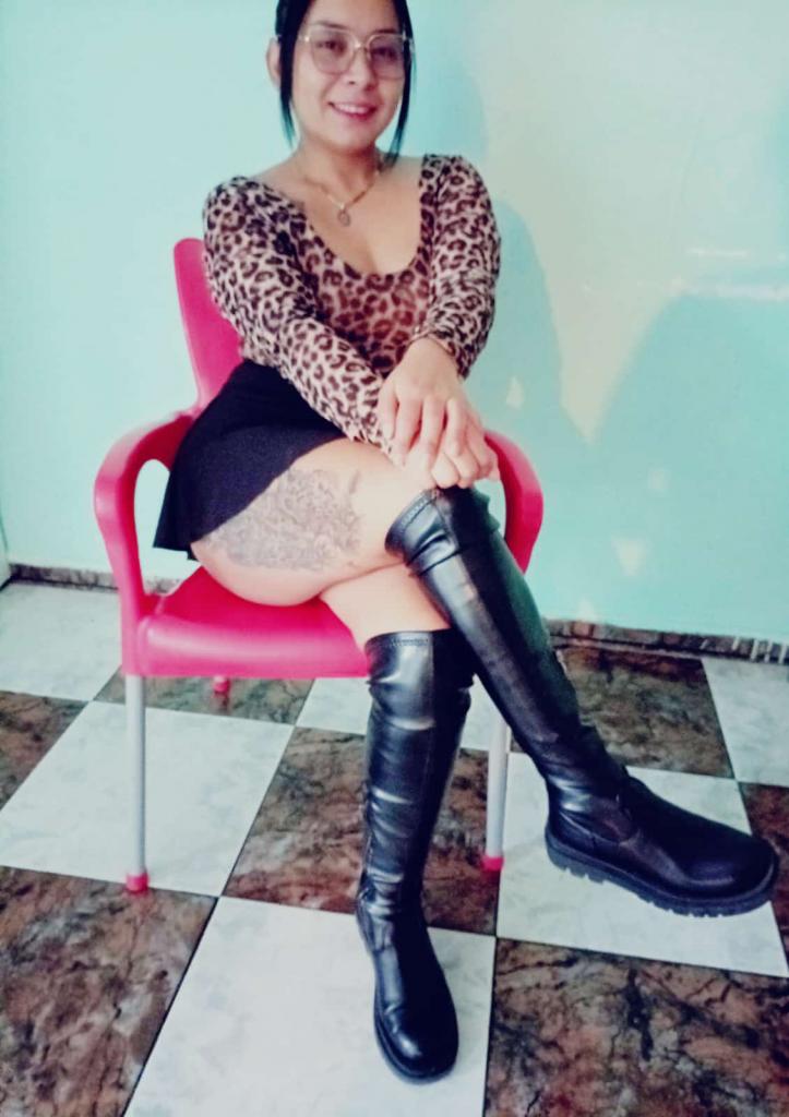 Chica busca chico en Alicante: 