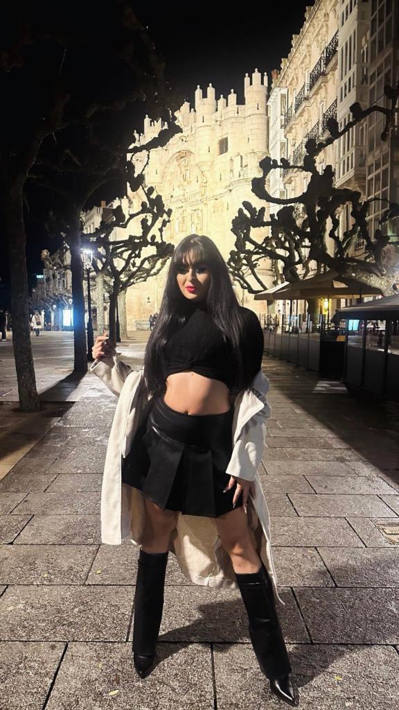 632887891: Travesti en Cantabria