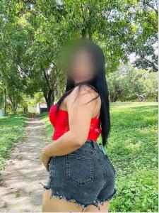 613789161: Chica busca chico en Navarra