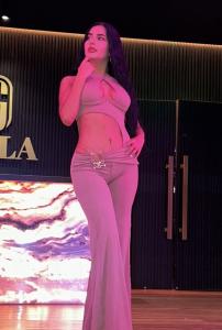 602388551: Chica busca chico en Barcelona