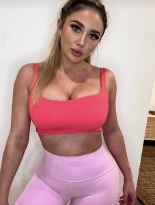 611355983: Chica busca chico en Granada