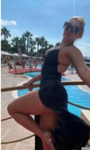 692843630: Chica busca chico en Madrid