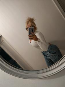 632113852: Chica busca chico en Barcelona