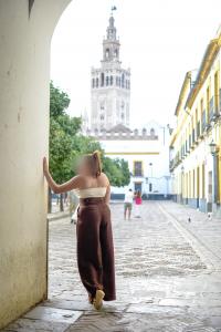 678971704: Chica busca chico en Sevilla