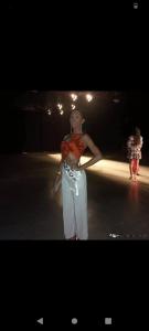 613508864: Chica busca chico en Tenerife