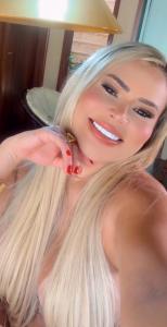 692288426: Chica busca chico en Barcelona