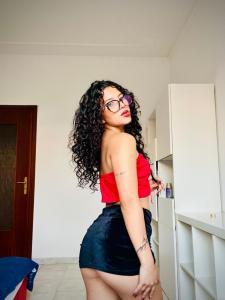 600692582: Chica busca chico en Sevilla