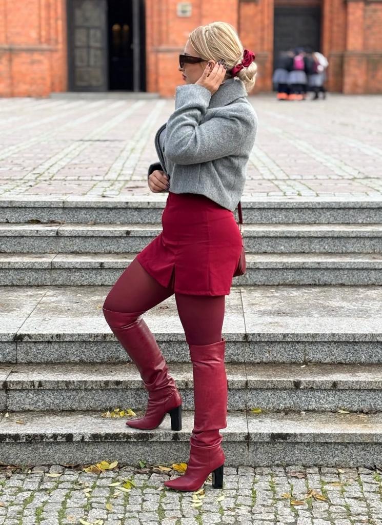 653564931: Chica busca chico en Murcia