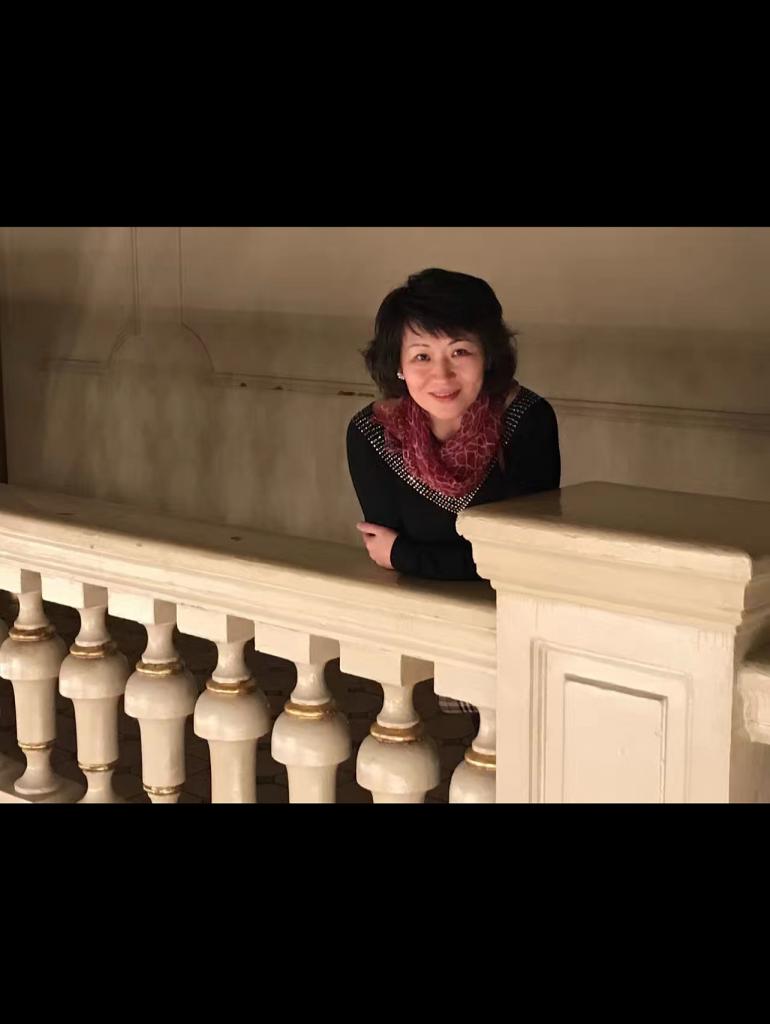 688576966: Chica busca chico en Gerona