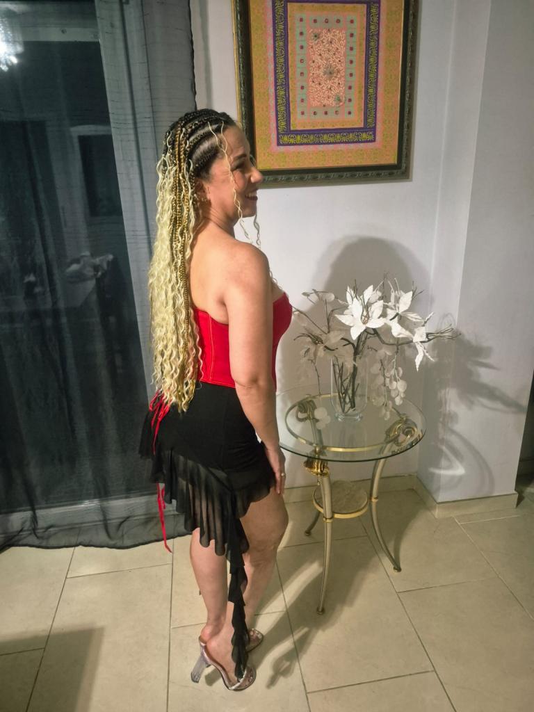 Chica busca chico en Cádiz: 