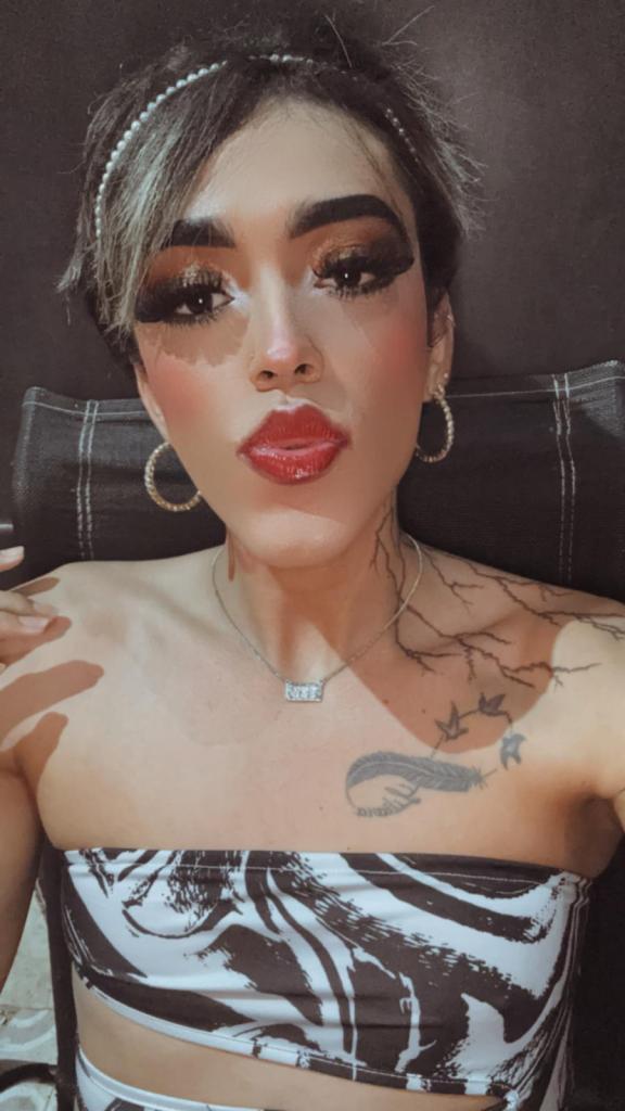 647644781: Transexual en Murcia