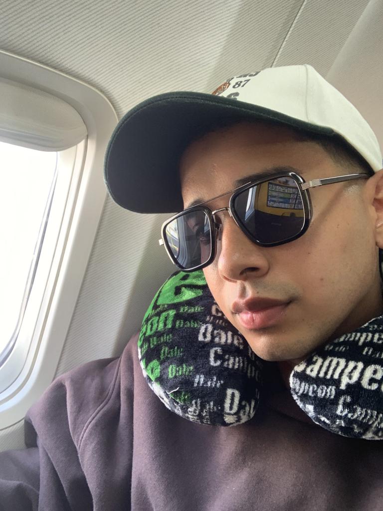 687161523: Chico busca chica en Las Palmas