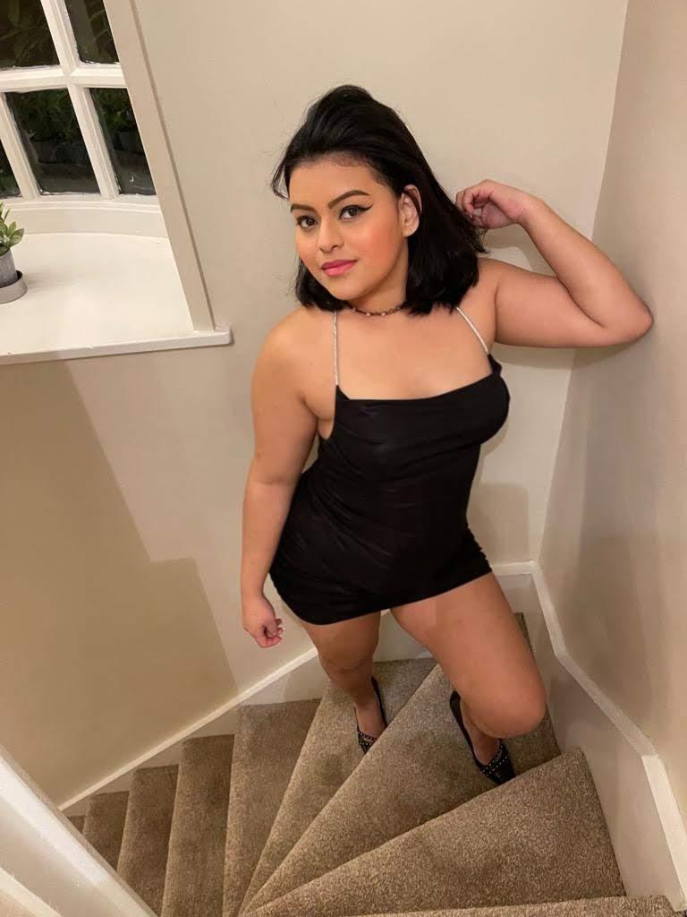 613352066: Chica busca chico en Barcelona