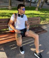 666195614: Chico busca chica en Barcelona