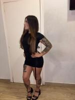 654079444: Chica busca chico en Barcelona