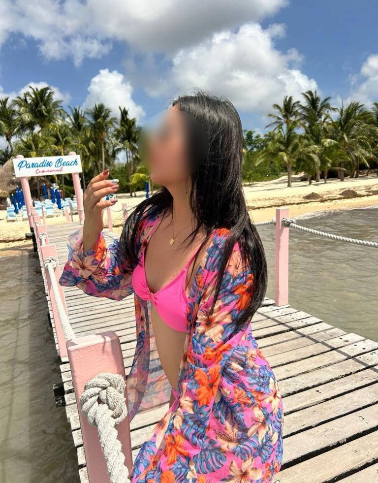 Chica busca chico en Barcelona: 