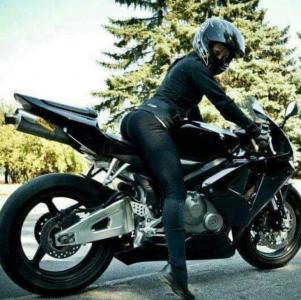 Chica busca chico en Castellón: 