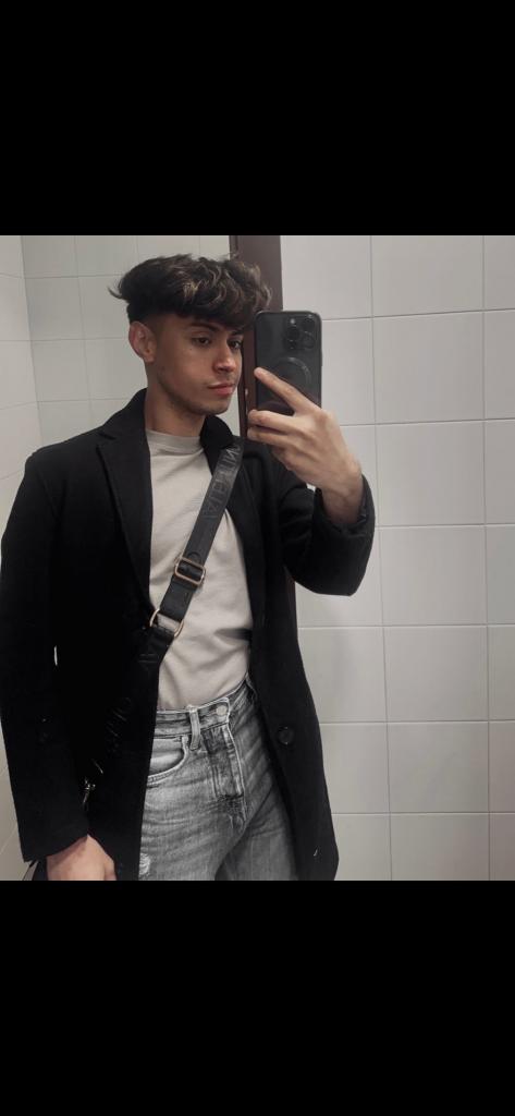 Chico busca chica en Barcelona: 