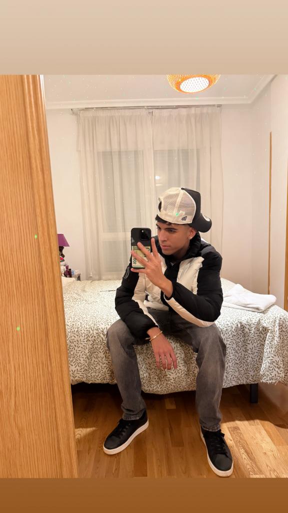 614520794: Chico busca chica en Valladolid