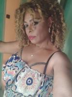 632234746: Chica busca chico en Sevilla