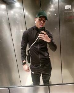 617630921: Chico busca chica en Barcelona