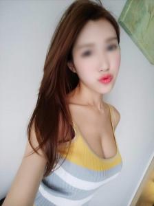 619875591: Chica busca chico en La Coruña