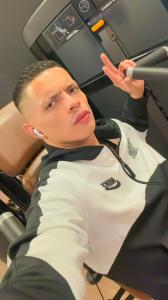 614772935: Chico busca chica en Murcia