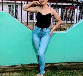 695451913: Chica busca chico en Lugo