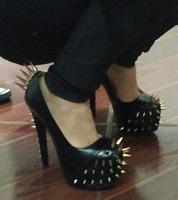 664251427: Chica busca chico en Alicante