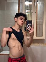 613850779: Chico busca chica en Melilla