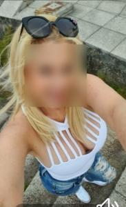 610538371: Chica busca chico en La Coruña