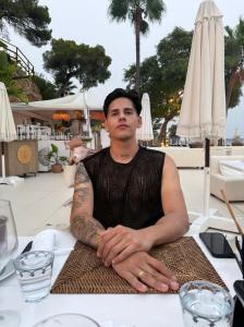 Chico busca chica en Barcelona: 