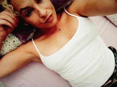 602521162: Chica busca chico en Sevilla