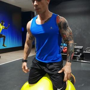 Chico busca chica en Zaragoza: 