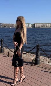 632284374: Chica busca chico en Granada