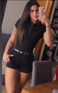 637731615: Chica busca chico en Barcelona