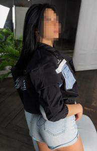 612408550: Chica busca chico en Barcelona